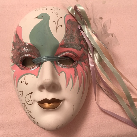Ceramic Mask - Picture 2 of 2